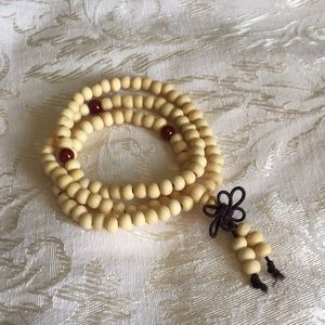 White Sandlewood Bhuddist Mala 18”